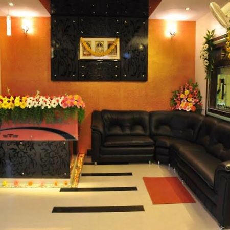 7 Hills Inn Tirupati Buitenkant foto