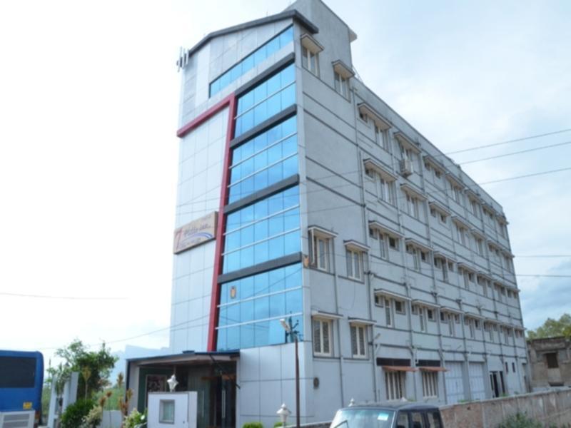 7 Hills Inn Tirupati Buitenkant foto